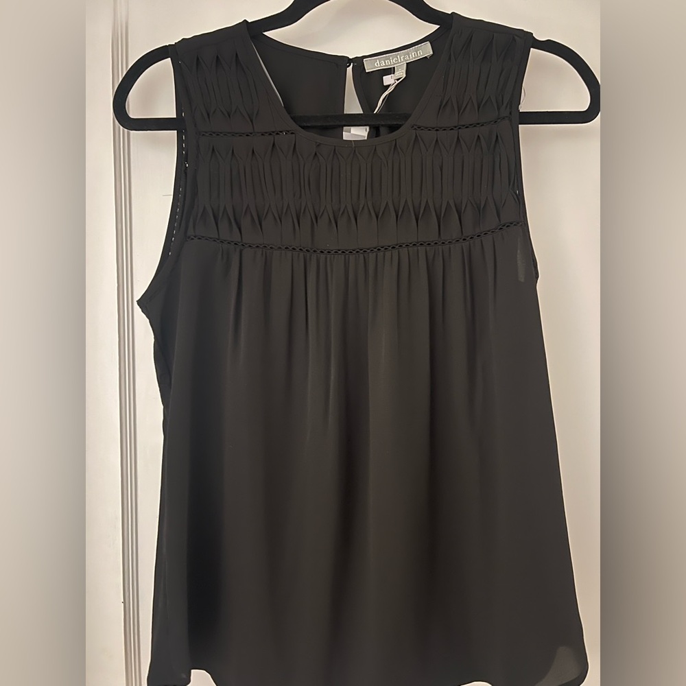 Sleeveless Blouse - Daniel Rainn - Size Small - Black - NWT
